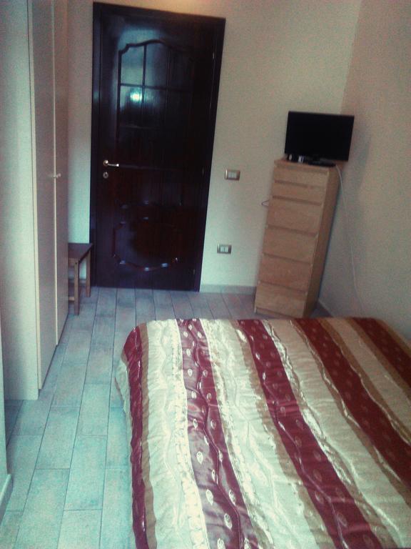 Il Cinquecento Hotel Наполи Екстериор снимка