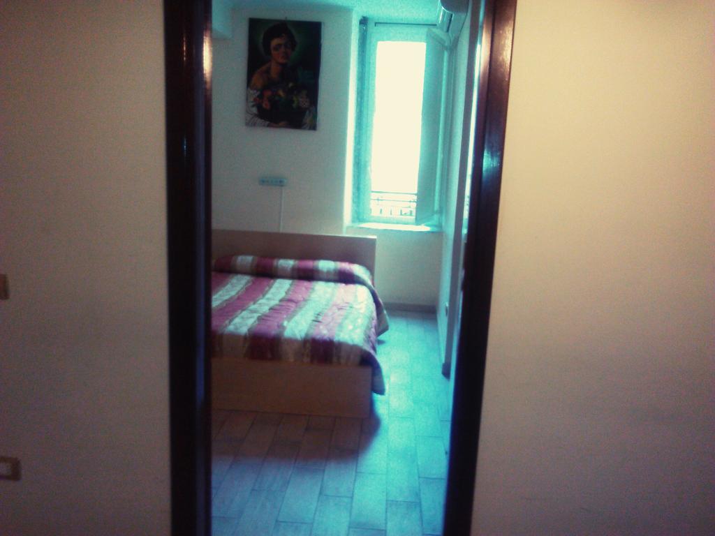 Il Cinquecento Hotel Наполи Екстериор снимка
