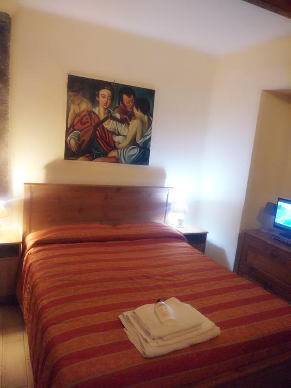 Il Cinquecento Hotel Наполи Екстериор снимка
